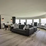 House By The Sea Comfortable Holiday Residence